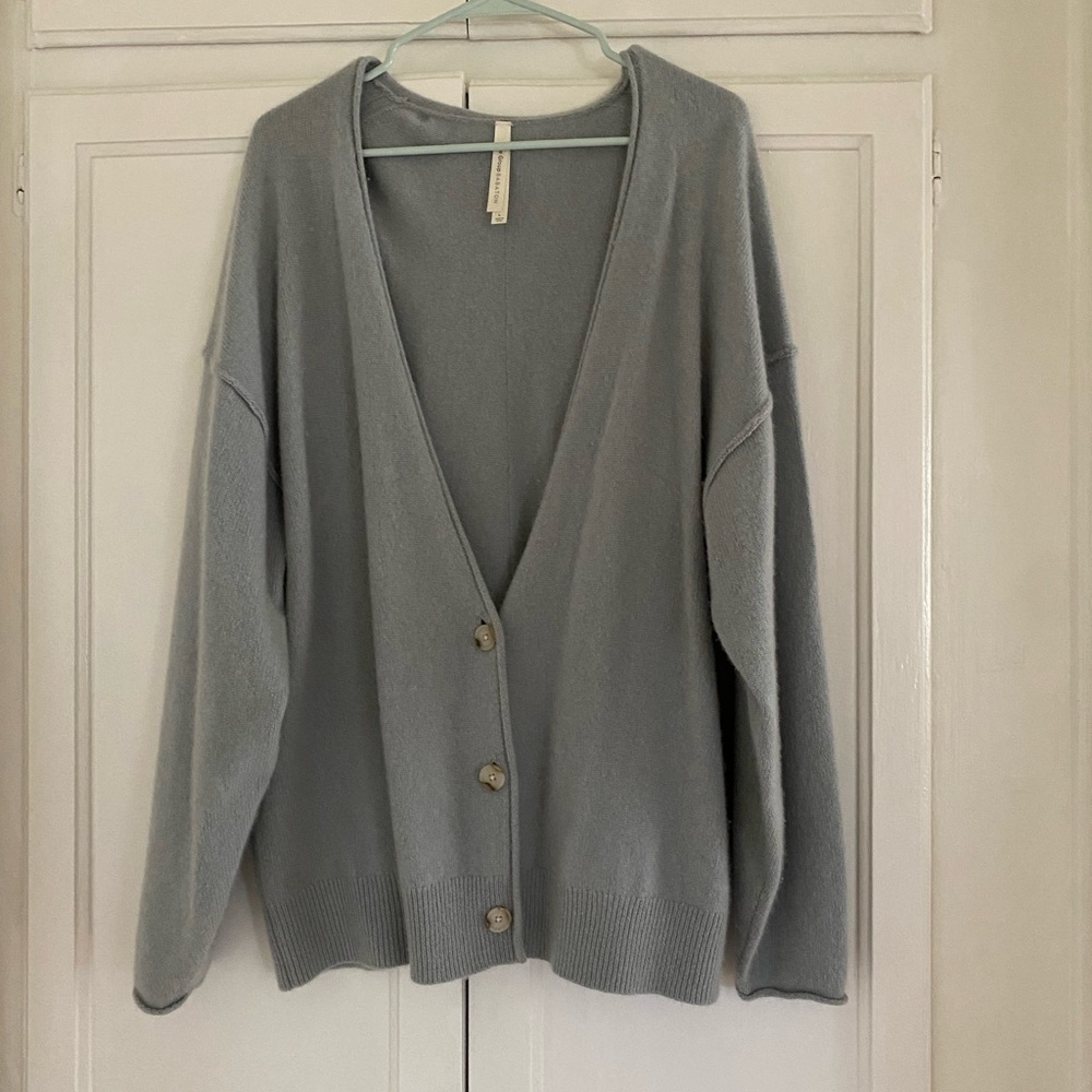 Aritzia Cashmere cardigan